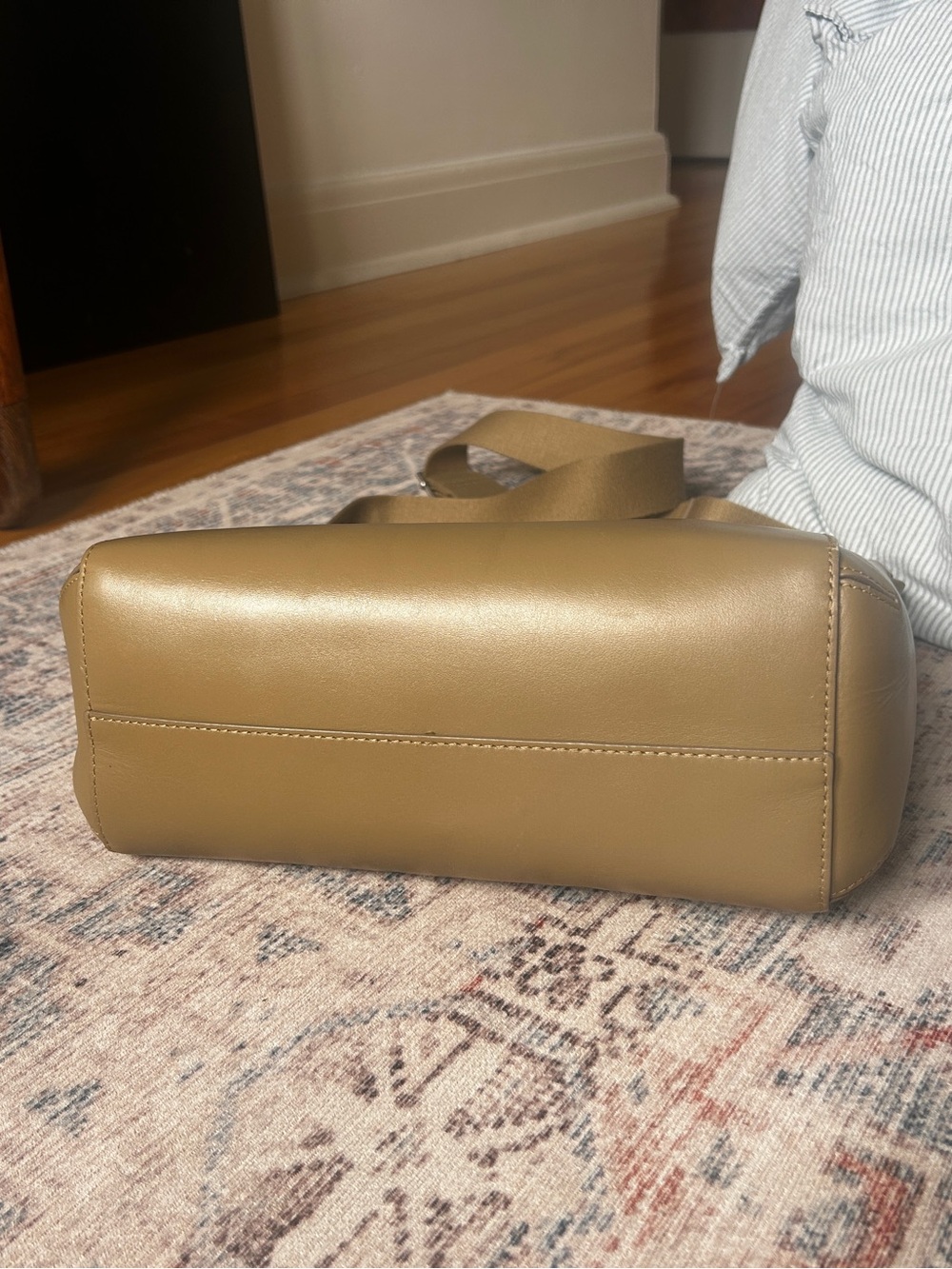 Everlane Work Tote Tan Crossbody Bag - Picture 9 of 13